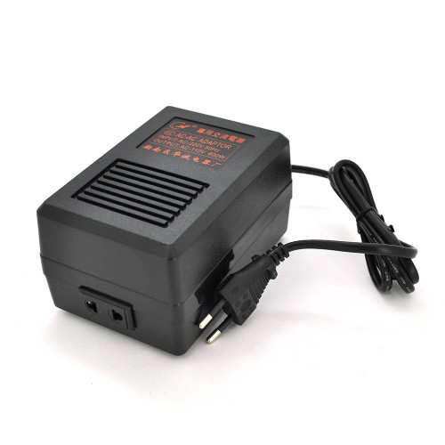 Перетворювач напруги трансформаторний HC-600W Input 220 V/Output 110V + універсальна розетка