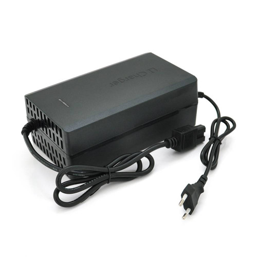 Зарядний пристрій Jinyi для акумуляторів Li-ion 48V8A(54,6V),13S,штекер Triangle plug (T-tipe/IEC/C13 N+L-),з індикацією,BOX