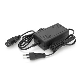 Зарядний пристрій для акумуляторів LiFePO4 12V(14,6V),4S,1,5A, штекер Triangle plug (T-tipe/C13/IEC). з індикацією
