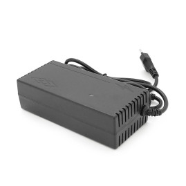 Зарядний пристрій для акумуляторів Li-ion 12V (12,6V),3S,8A,штекер 5,5х2,5мм, індикація