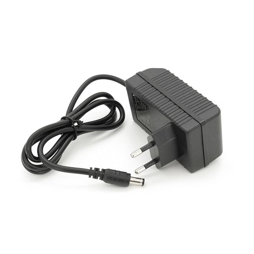 Зарядний пристрій для акумуляторів Li-ion 4.2V2.5A,штекер 5.5*2.5,87x46x42mm