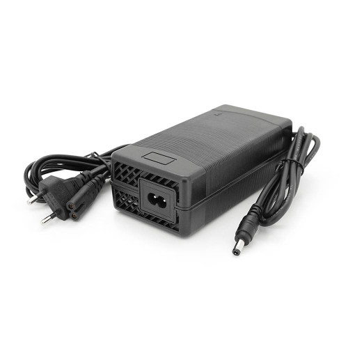 Зарядний пристрій для акумуляторів Li-ion 16,8V,4S,10A, штекер 5,5х2,5мм, 135x55x45mm. 0,5 кг