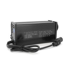 Зарядний пристрій для акумуляторів LiFePo4 48V(58,4V),16S,10A, штекер Triangle plug (T-tipe/C13/IEC). індикація, 220х122х86mm, 1.5kg