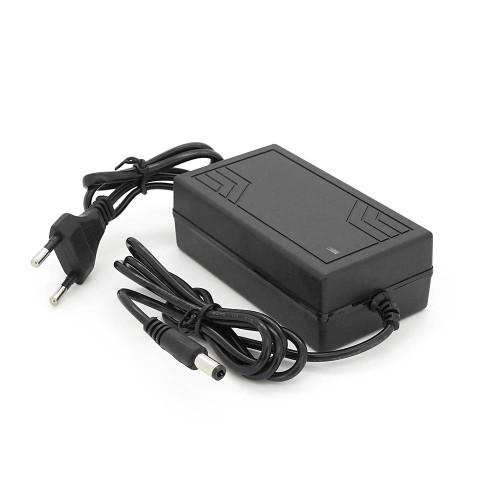 Зарядний пристрій для акумуляторів Li-ion 25,2V2A, штекер 5.5*2.5, індикація